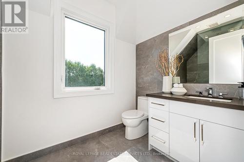 1618 Dogwood Trail, Mississauga, ON - Indoor Photo Showing Bathroom