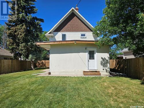 239 2Nd Avenue Ne, Swift Current, SK - Outdoor