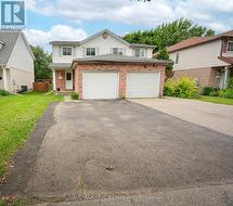 92 HIGHLAND CRESCENT  Kitchener, ON N2M 5C1