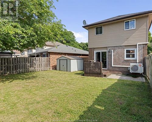 8522 Foxhill, Windsor, ON - Outdoor With Exterior