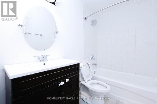 504 - 931 Wonderland Road S, London, ON - Indoor Photo Showing Bathroom