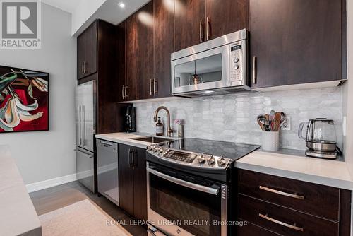 535 - 112 George Street, Toronto, ON - Indoor Photo Showing Kitchen With Upgraded Kitchen
