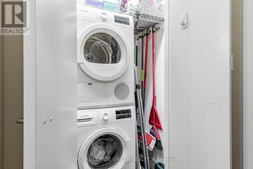 535 - 112 George Street, Toronto, ON - Indoor Photo Showing Laundry Room