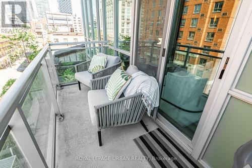 535 - 112 George Street, Toronto, ON - Outdoor With Balcony With Exterior