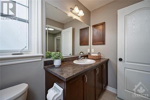 110 Abetti Ridge, Ottawa, ON - Indoor Photo Showing Bathroom