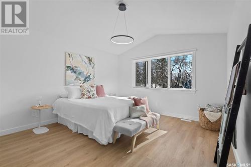 823 Osborne Street, Saskatoon, SK - Indoor Photo Showing Bedroom