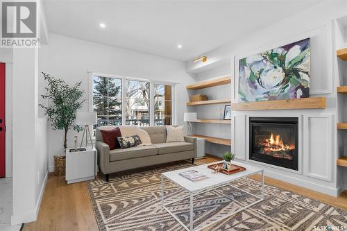 823 Osborne Street, Saskatoon, SK - Indoor Photo Showing Living Room With Fireplace