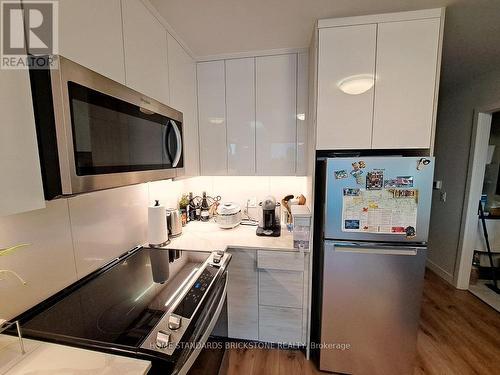 405 - 60 Frederick Street, Kitchener, ON - Indoor Photo Showing Kitchen With Upgraded Kitchen