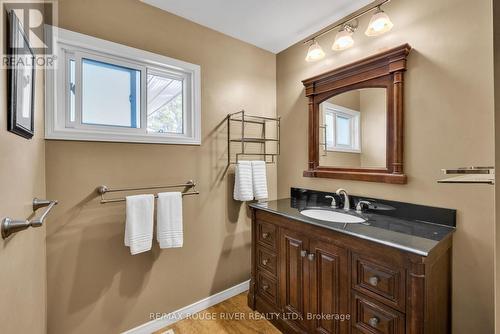 87 Sanford Street, Brighton, ON - Indoor Photo Showing Bathroom