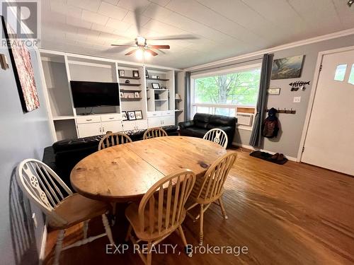 18 Anne Street, Quinte West, ON - Indoor Photo Showing Dining Room