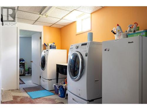 2780 Colony Street, Armstrong, BC - Indoor Photo Showing Laundry Room