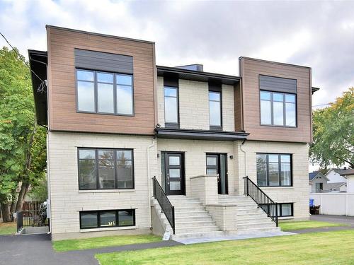 FaÃ§ade - 3321 Rue De L'Université, Longueuil (Saint-Hubert), QC - Outdoor With Facade