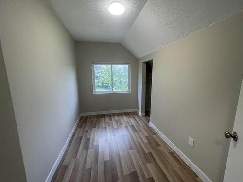 153 Casimir Avenue, Dryden, ON - Indoor Photo Showing Other Room