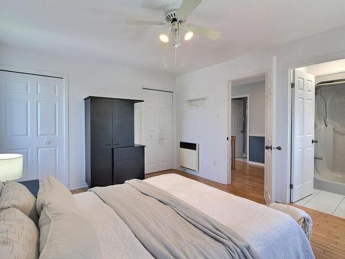 Chambre Ã  coucher principale - 2685 Rue Des Mélèzes, Sherbrooke (Fleurimont), QC - Indoor Photo Showing Bedroom
