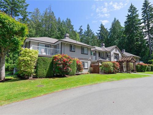 203-440 Schley Pl, Qualicum Beach, BC - Outdoor