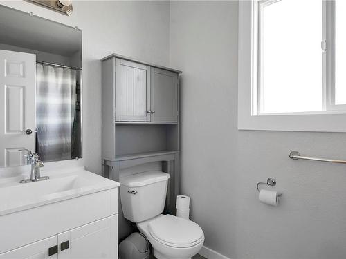 A-925 Watson Cres, Campbell River, BC - Indoor Photo Showing Bathroom