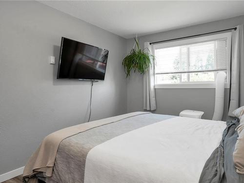 A-925 Watson Cres, Campbell River, BC - Indoor Photo Showing Bedroom