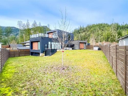 9450 Marble Bay Rd, Lake Cowichan, BC 