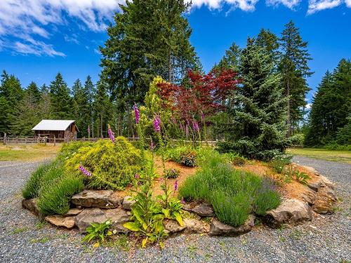 2341 Chickadee Rd, Denman Island, BC 