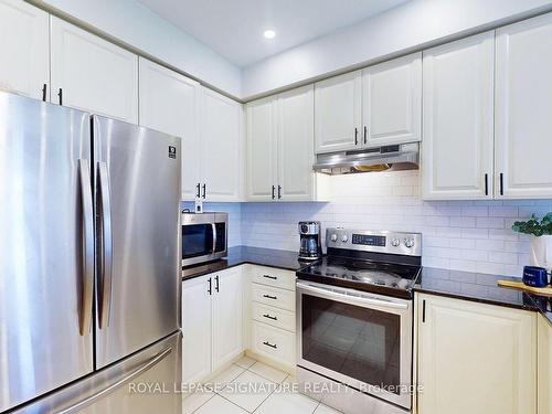 10 Landbourough St, East Luther Grand Valley, ON - Indoor Photo Showing Kitchen With Stainless Steel Kitchen