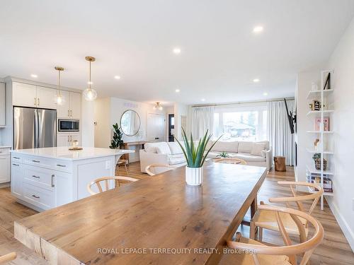 116 Sullivan Ave, Thorold, ON - Indoor Photo Showing Kitchen With Upgraded Kitchen