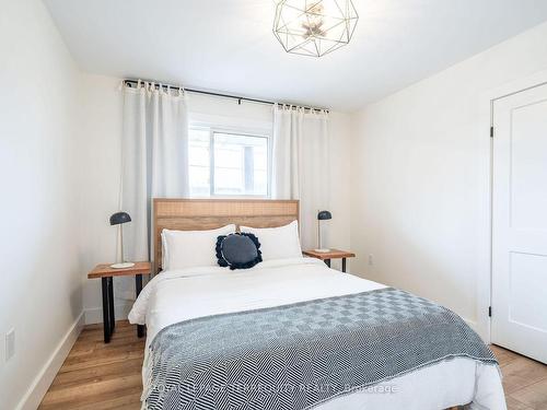 116 Sullivan Ave, Thorold, ON - Indoor Photo Showing Bedroom