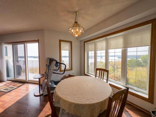 1300 - 203 Huron Street, Keewatin, ON - Indoor Photo Showing Dining Room