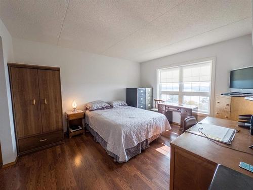 1300 - 203 Huron Street, Keewatin, ON - Indoor Photo Showing Bedroom