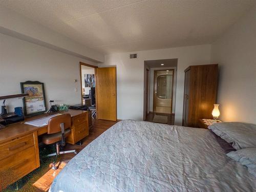 1300 - 203 Huron Street, Keewatin, ON - Indoor Photo Showing Bedroom