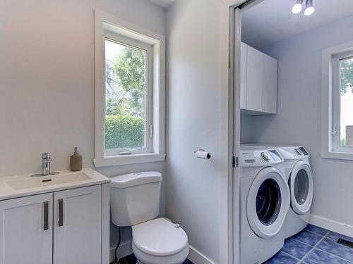 Bathroom - 41 Rue Des Féviers, Saint-Mathias-Sur-Richelieu, QC - Indoor Photo Showing Laundry Room