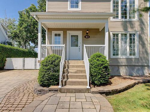 Frontage - 41 Rue Des Féviers, Saint-Mathias-Sur-Richelieu, QC - Outdoor With Deck Patio Veranda With Facade