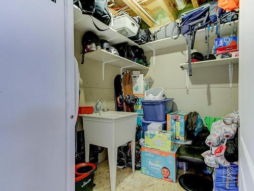 Rangement - 41 Rue Des Féviers, Saint-Mathias-Sur-Richelieu, QC - Indoor Photo Showing Laundry Room