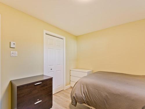 Chambre Ã Â coucher - 610 Rue Ste-Julie, Sherbrooke (Brompton/Rock Forest/Saint-Élie/Deauville), QC - Indoor Photo Showing Bedroom