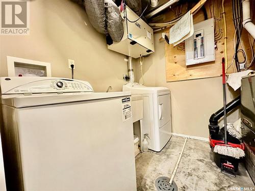 5 315 N Avenue S, Saskatoon, SK - Indoor Photo Showing Laundry Room