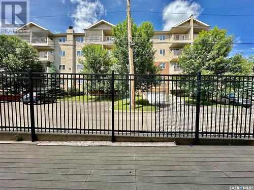 5 315 N Avenue S, Saskatoon, SK - Outdoor