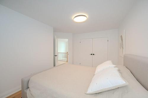 3333 New Street|Unit #6, Burlington, ON - Indoor Photo Showing Bedroom