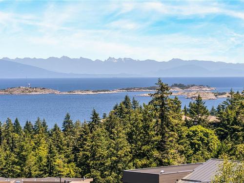 2242 Bonnington Dr, Nanoose Bay, BC 