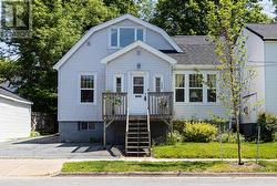 6336 London Street  Halifax, NS B3L 1X3