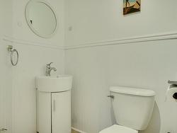 Powder room - 