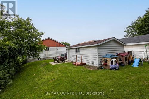 32 Kidd Avenue, Quinte West, ON - Outdoor With Exterior