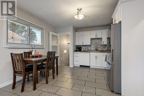 32 Kidd Avenue, Quinte West, ON - Indoor Photo Showing Dining Room