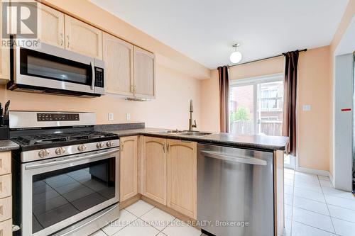 120 Peachwood Crescent E, Hamilton (Stoney Creek), ON - Indoor Photo Showing Kitchen