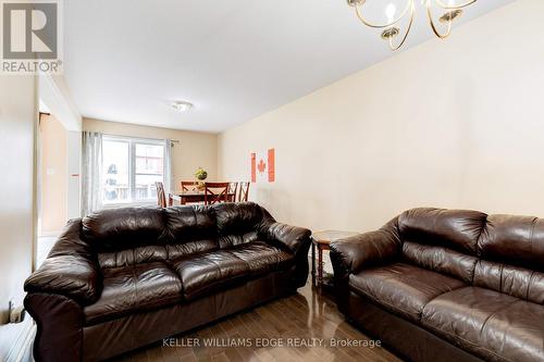 120 Peachwood Crescent E, Hamilton (Stoney Creek), ON - Indoor Photo Showing Living Room