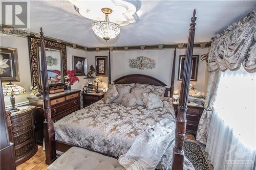 16 Larkshire Lane Unit#B, Ottawa, ON - Indoor Photo Showing Bedroom