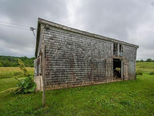 946 Falmouth Back Road, Upper Falmouth, NS 