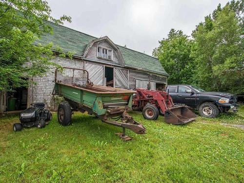 946 Falmouth Back Road, Upper Falmouth, NS 