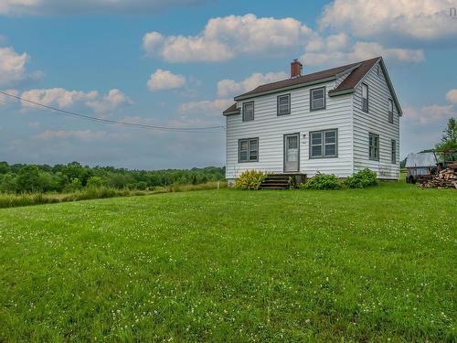 946 Falmouth Back Road, Upper Falmouth, NS 