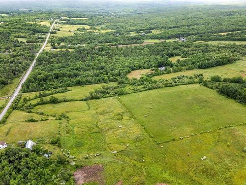 946 Falmouth Back Road, Upper Falmouth, NS 