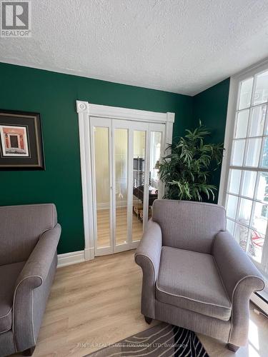 Upper Level Front Room - 552 Adelaide Street N, London, ON - Indoor Photo Showing Living Room