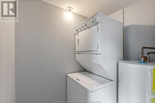 9355 Malden, Lasalle, ON - Indoor Photo Showing Laundry Room